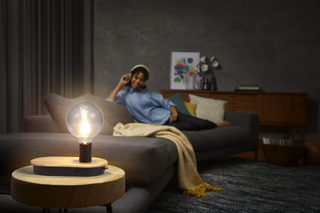 Lampka dekoracyjna stołowa Decor Wood Table Touch E27 Ledvance - obrazek 4